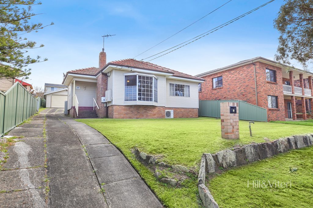25 Rossford Ave, Jannali sold at Auction in October 2020 